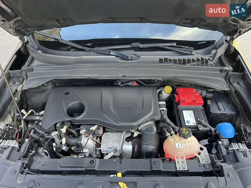 Внедорожник / Кроссовер Jeep Renegade 2019 в Киеве