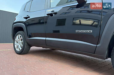 Позашляховик / Кросовер Jeep Renegade 2016 в 