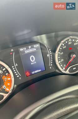 Позашляховик / Кросовер Jeep Renegade 2017 в Новоселиці