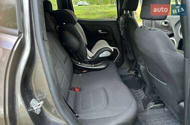 Позашляховик / Кросовер Jeep Renegade 2017 в 
