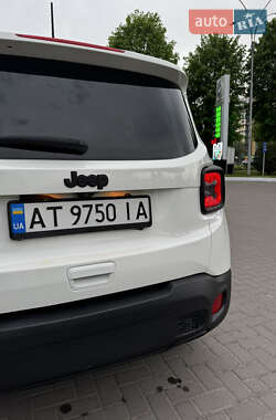 Позашляховик / Кросовер Jeep Renegade 2020 в 