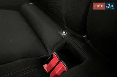 Позашляховик / Кросовер Jeep Renegade 2021 в 