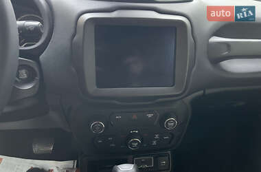 Позашляховик / Кросовер Jeep Renegade 2020 в 