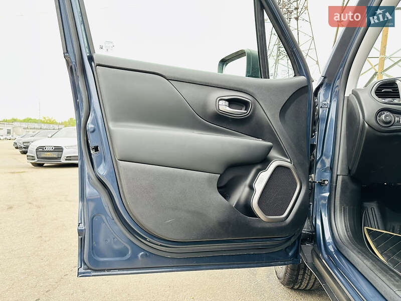 Внедорожник / Кроссовер Jeep Renegade 2022 в Харькове