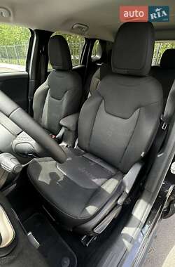 Внедорожник / Кроссовер Jeep Renegade 2017 в 