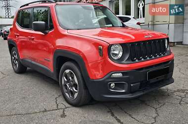Позашляховик / Кросовер Jeep Renegade 2016 в 