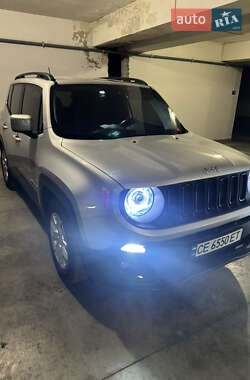 Внедорожник / Кроссовер Jeep Renegade 2015 в 