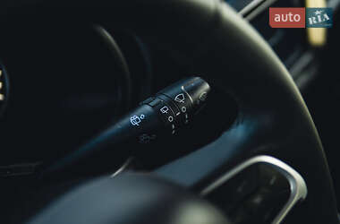 Внедорожник / Кроссовер Jeep Renegade 2019 в 