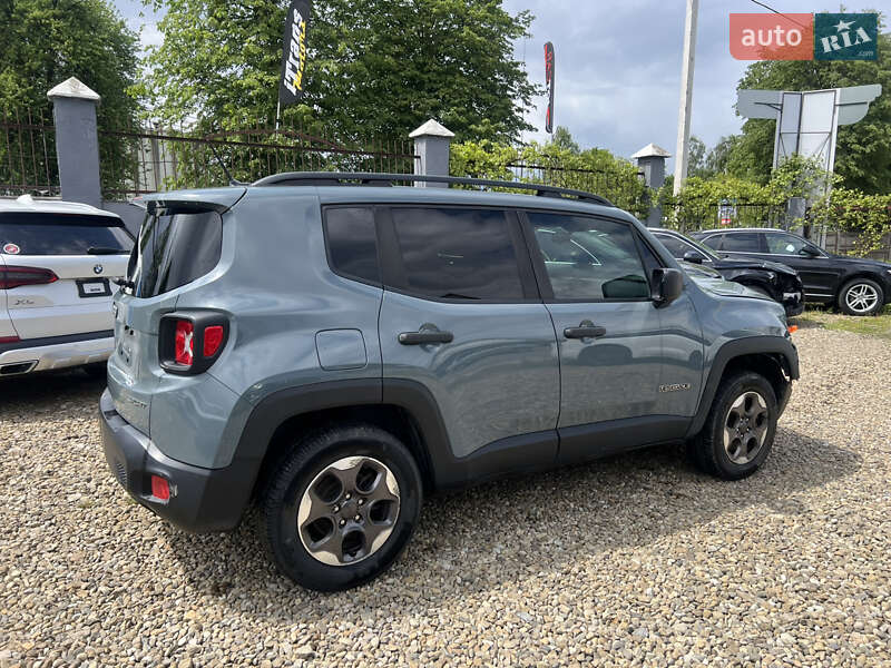 Позашляховик / Кросовер Jeep Renegade 2017 в Стрию