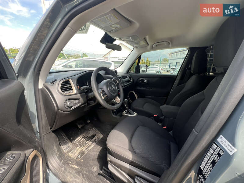 Позашляховик / Кросовер Jeep Renegade 2017 в Стрию