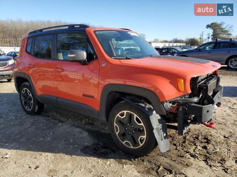 Позашляховик / Кросовер Jeep Renegade 2017 в 