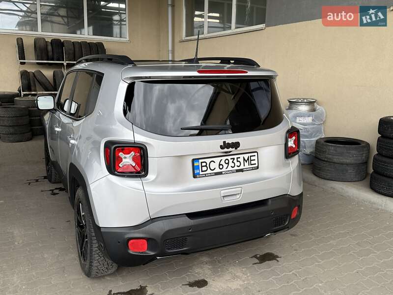Позашляховик / Кросовер Jeep Renegade 2018 в Львові