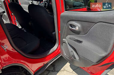 Внедорожник / Кроссовер Jeep Renegade 2020 в 