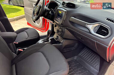 Внедорожник / Кроссовер Jeep Renegade 2020 в 