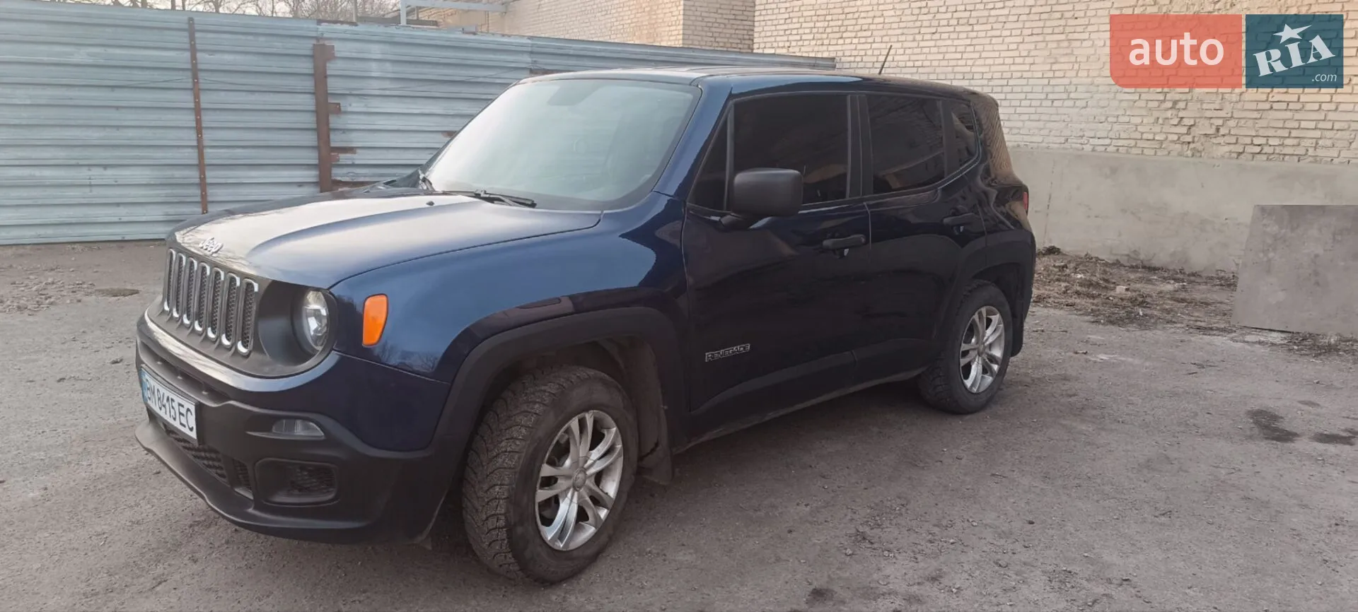 2016 Jeep Renegade - мініатюра 2