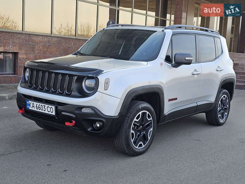 Позашляховик / Кросовер Jeep Renegade 2015 в Києві