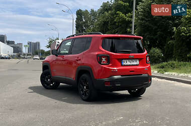 Внедорожник / Кроссовер Jeep Renegade 2022 в 