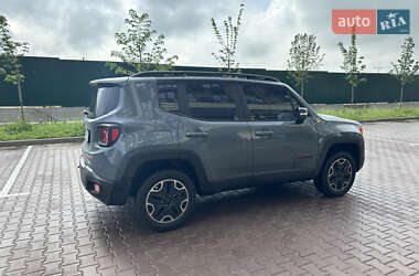 Позашляховик / Кросовер Jeep Renegade 2018 в 