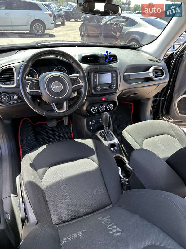Позашляховик / Кросовер Jeep Renegade 2017 в Києві