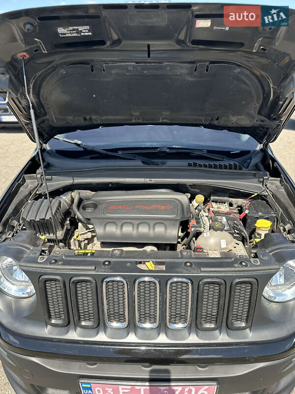 Позашляховик / Кросовер Jeep Renegade 2017 в Києві