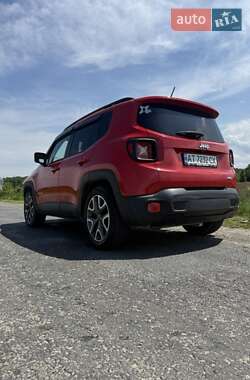 Позашляховик / Кросовер Jeep Renegade 2015 в 