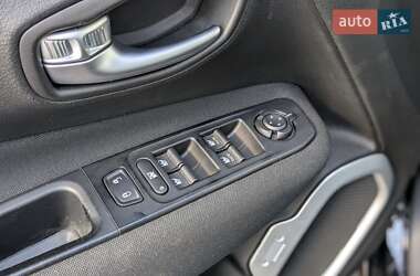 Позашляховик / Кросовер Jeep Renegade 2020 в 