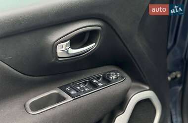 Внедорожник / Кроссовер Jeep Renegade 2020 в 