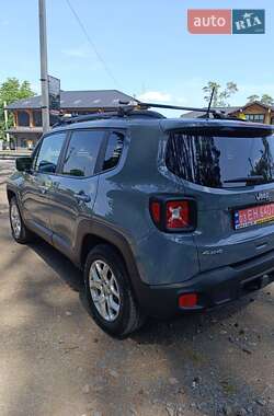 Внедорожник / Кроссовер Jeep Renegade 2018 в 