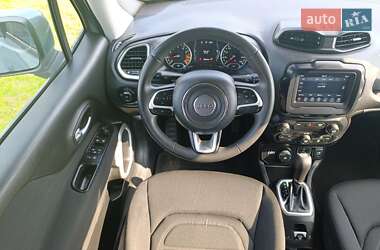 Внедорожник / Кроссовер Jeep Renegade 2018 в 