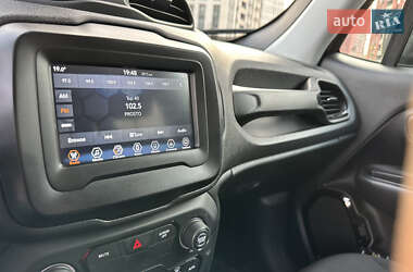Внедорожник / Кроссовер Jeep Renegade 2018 в 