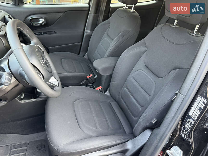 Внедорожник / Кроссовер Jeep Renegade 2018 в Одессе