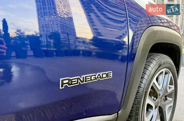 Внедорожник / Кроссовер Jeep Renegade 2018 в 