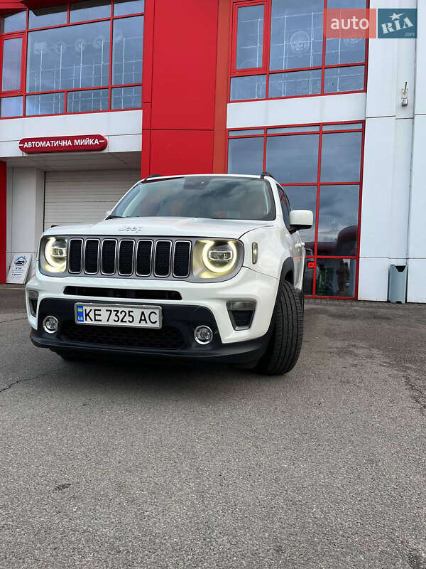 Внедорожник / Кроссовер Jeep Renegade 2018 в 