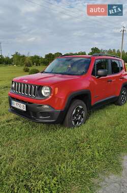 Позашляховик / Кросовер Jeep Renegade 2017 в Лубнах