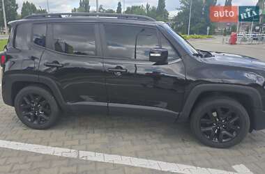 Внедорожник / Кроссовер Jeep Renegade 2015 в 