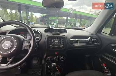 Внедорожник / Кроссовер Jeep Renegade 2015 в 