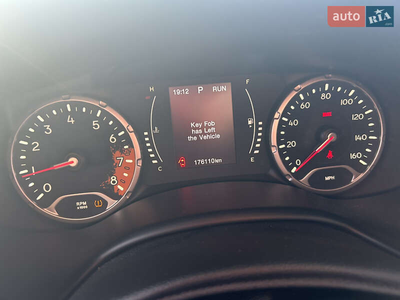 Внедорожник / Кроссовер Jeep Renegade 2016 в Киеве