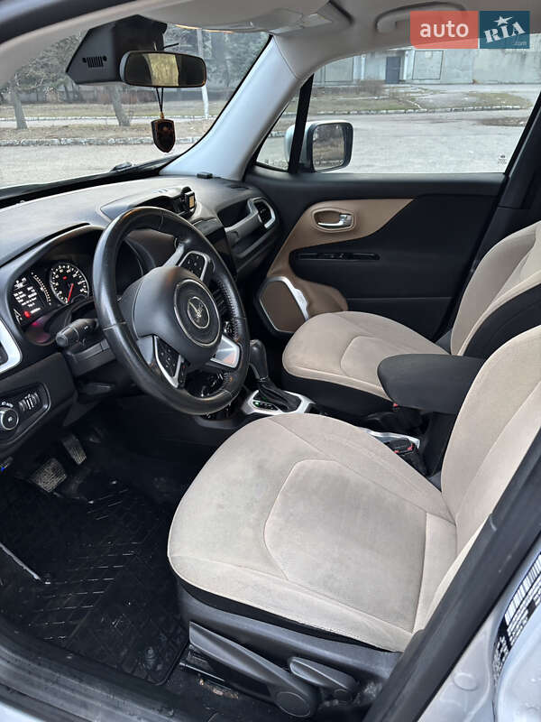 Внедорожник / Кроссовер Jeep Renegade 2015 в Харькове фото 7 Внедорожник / Кроссовер Jeep Renegade 2015 в Харькове