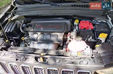 Внедорожник / Кроссовер Jeep Renegade 2020 в 