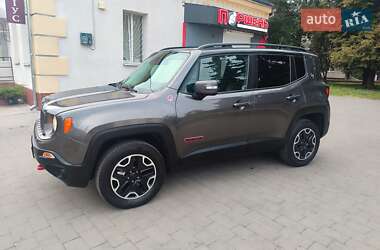 Внедорожник / Кроссовер Jeep Renegade 2016 в 