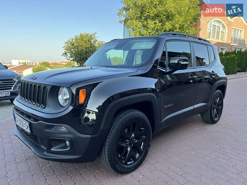 Внедорожник / Кроссовер Jeep Renegade 2016 в 