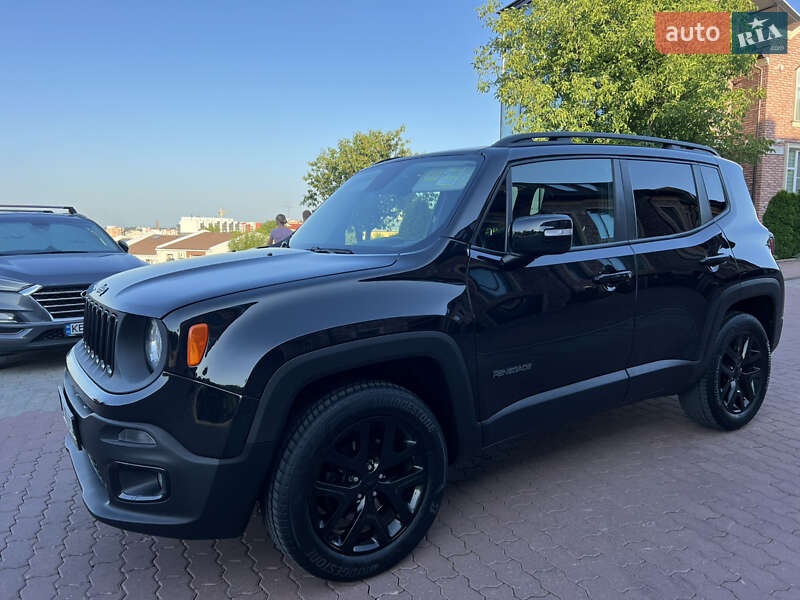 Позашляховик / Кросовер Jeep Renegade 2016 в Чернівцях