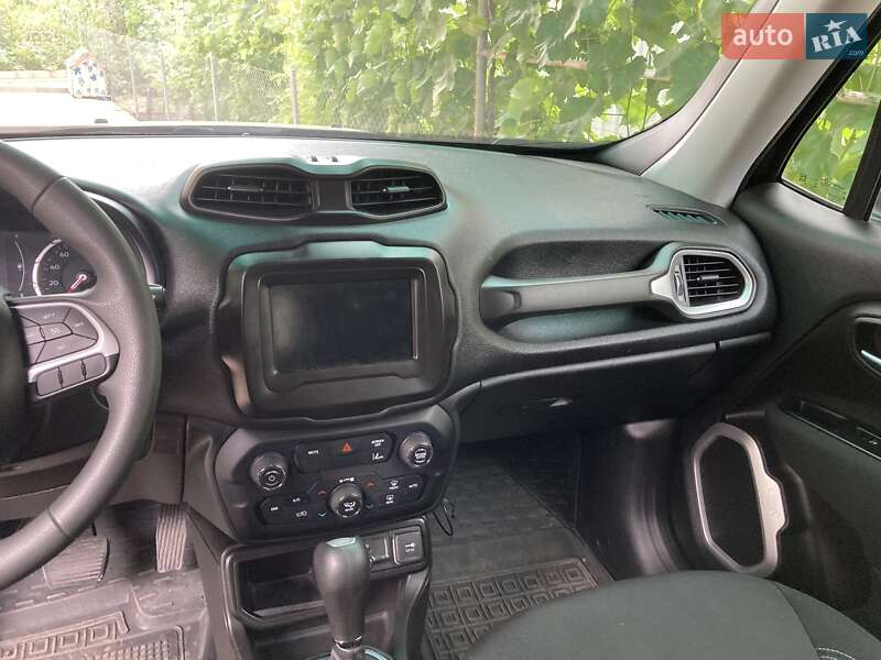 Позашляховик / Кросовер Jeep Renegade 2021 в Миколаєві фото 4 Позашляховик / Кросовер Jeep Renegade 2021 в Миколаєві
