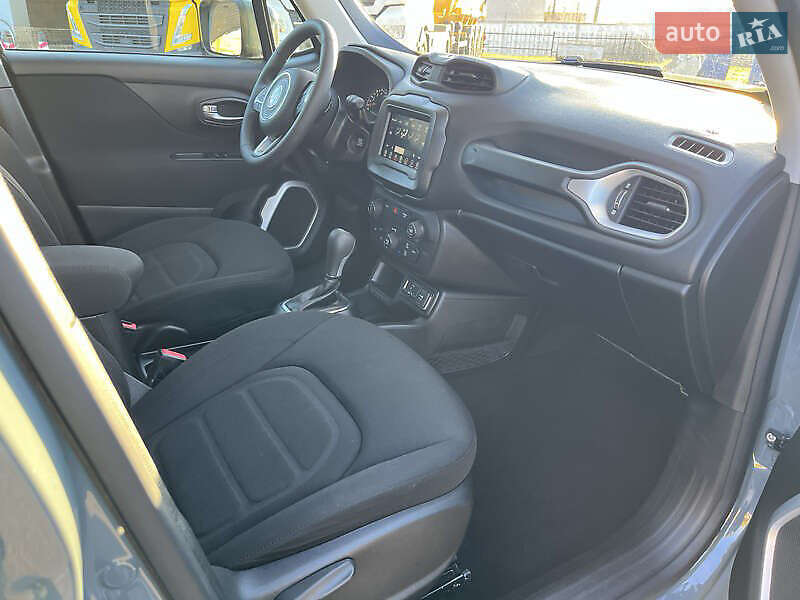 Внедорожник / Кроссовер Jeep Renegade 2018 в Киеве