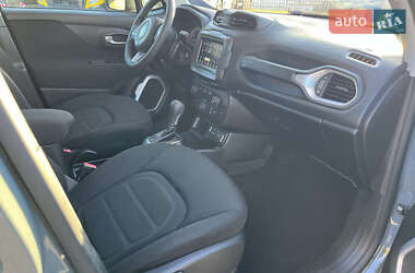 Внедорожник / Кроссовер Jeep Renegade 2018 в 
