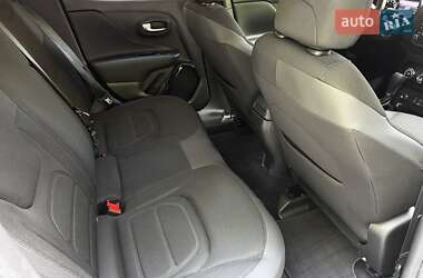 Позашляховик / Кросовер Jeep Renegade 2017 в 