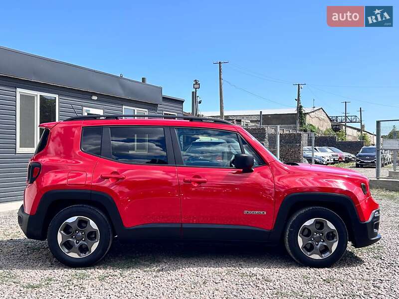 Внедорожник / Кроссовер Jeep Renegade 2016 в Одессе