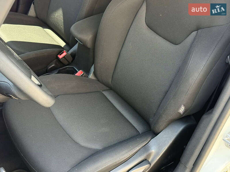 Внедорожник / Кроссовер Jeep Renegade 2019 в Одессе