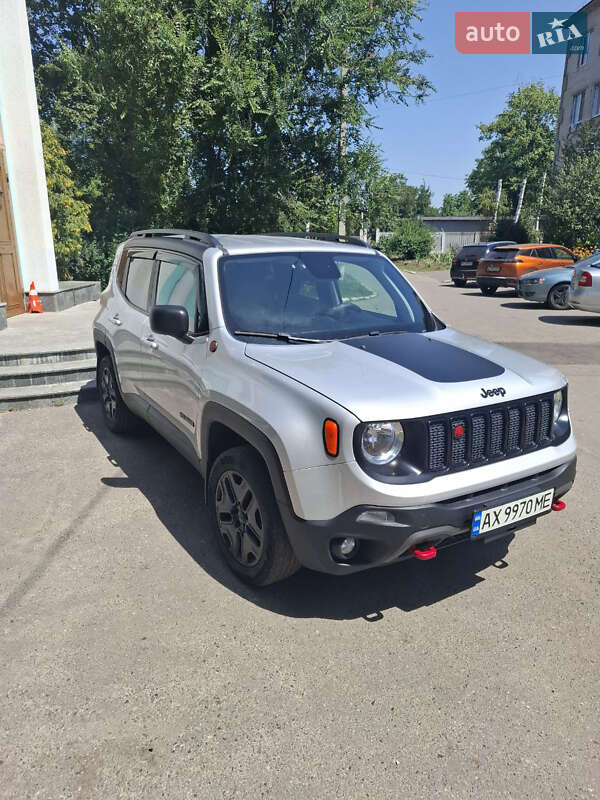 Внедорожник / Кроссовер Jeep Renegade 2019 в 