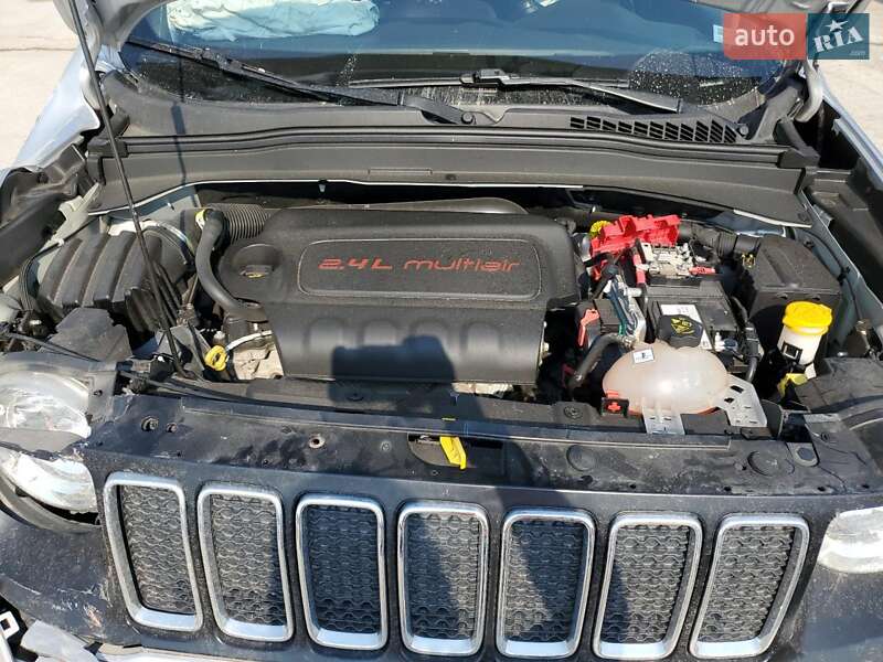 Внедорожник / Кроссовер Jeep Renegade 2019 в Одессе
